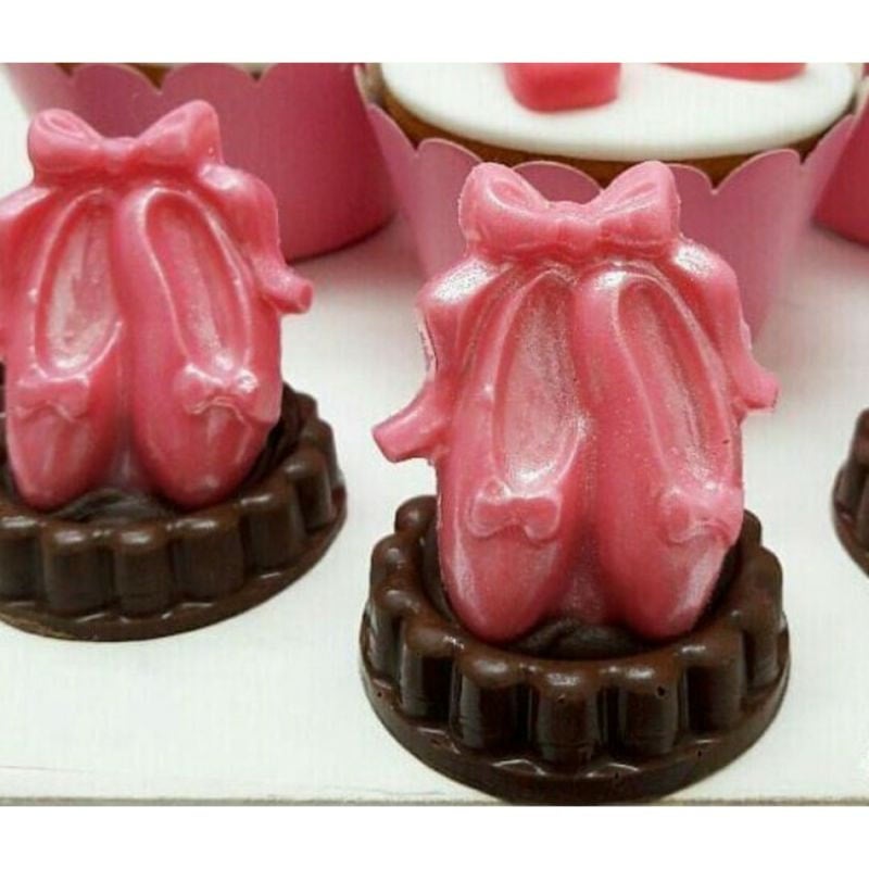Bwb Emalagens Ltda Chocolate Truffle Mold, 3 Part, 11 Cavity
